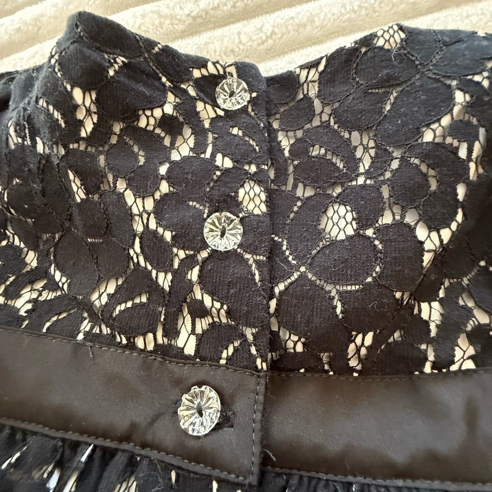 GAP Black and White Lace Baby Dress - Picture 4 of 6